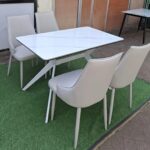 Table set - Image 2