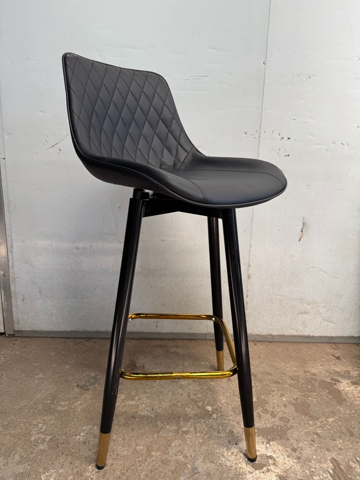 IMG-20251128-WA0018 Modern Black Bar Stool - Image 1