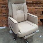 Executive office chair