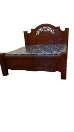6by6 mahogany solid wood bed - Image 2