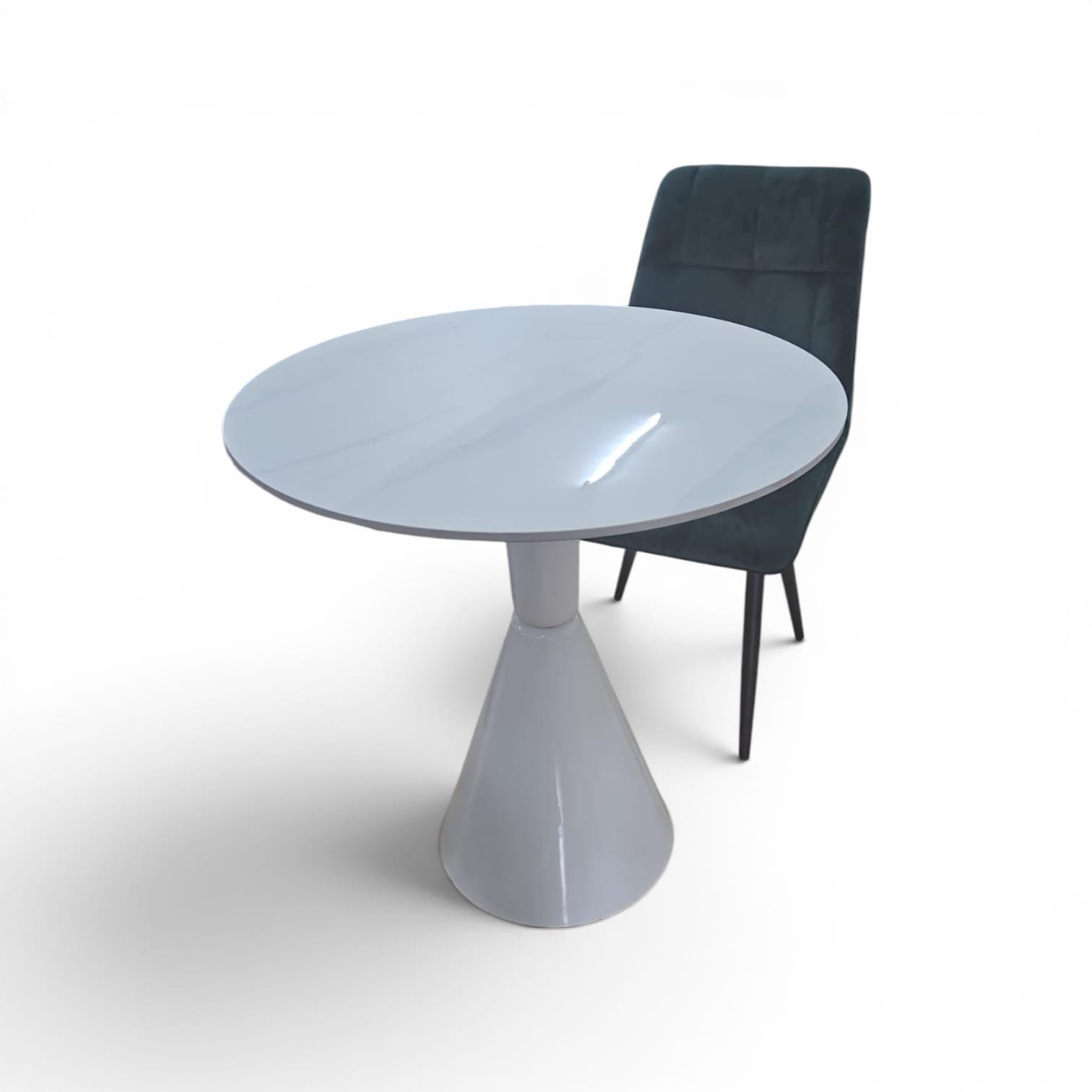 2026/05/1000115538.jpg Round Table 70cm diameter - Image 1