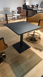 Restaurant Table - Image 2